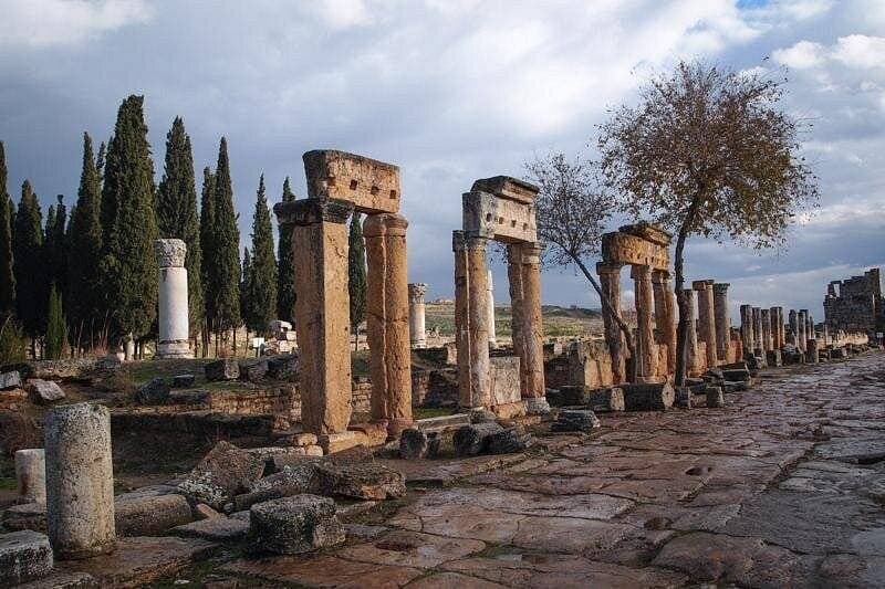 Kuşadası veya Selçuk'tan Pamukkale Küçük Grup Turu