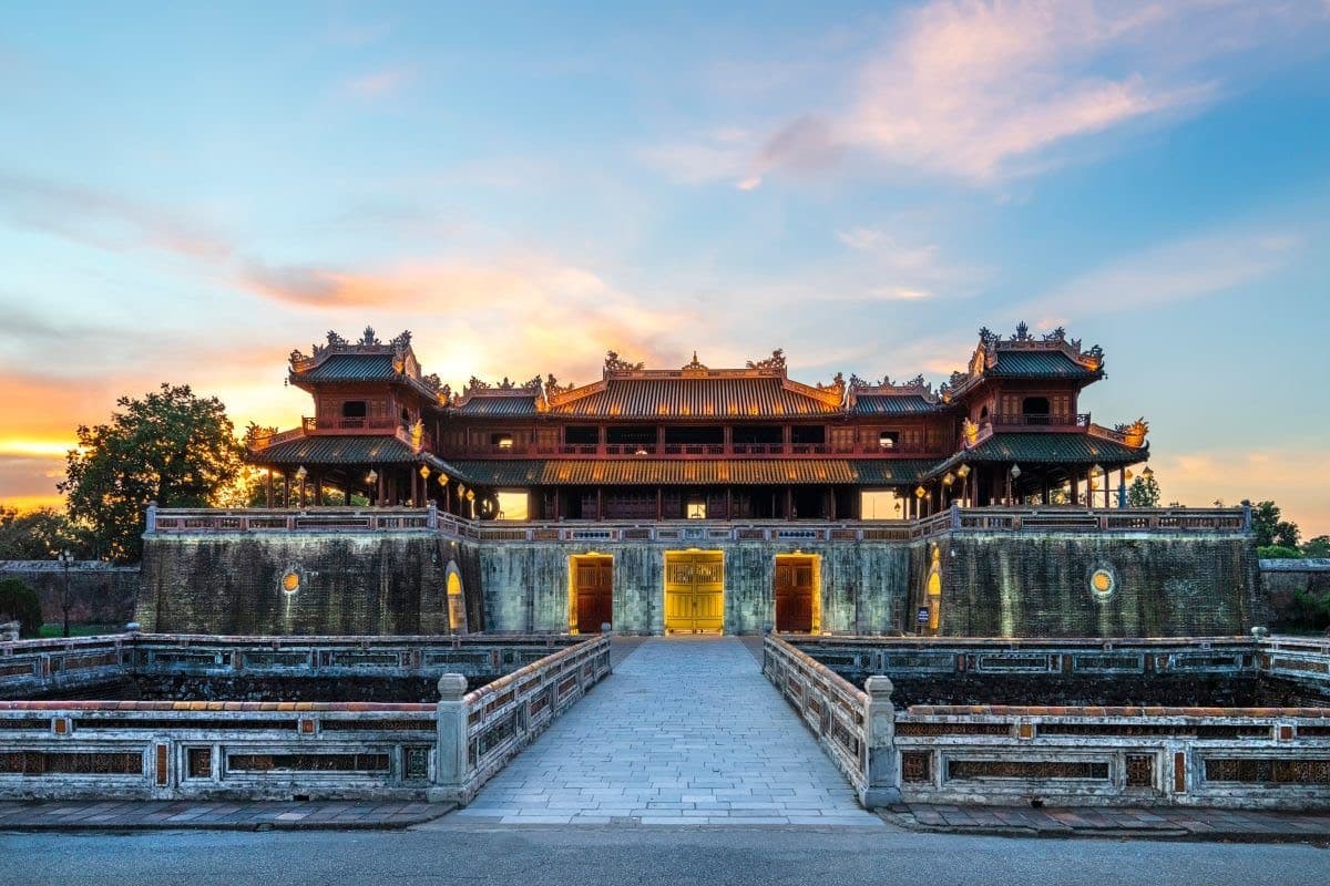 DA NANG/HOI AN’DAN - HAI VAN GEÇİDİ VE HUE İMPARATORLUK ŞEHRİ TURU